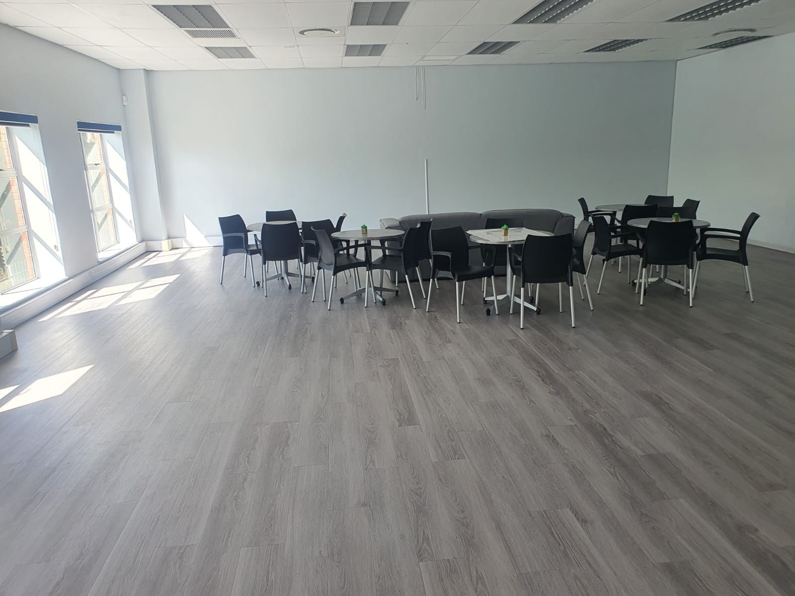 Office for rent in Fairview, Port Elizabeth, 141 Willow Road, Fairview, Port Elizabeth, Eastern Cape, 300 m²