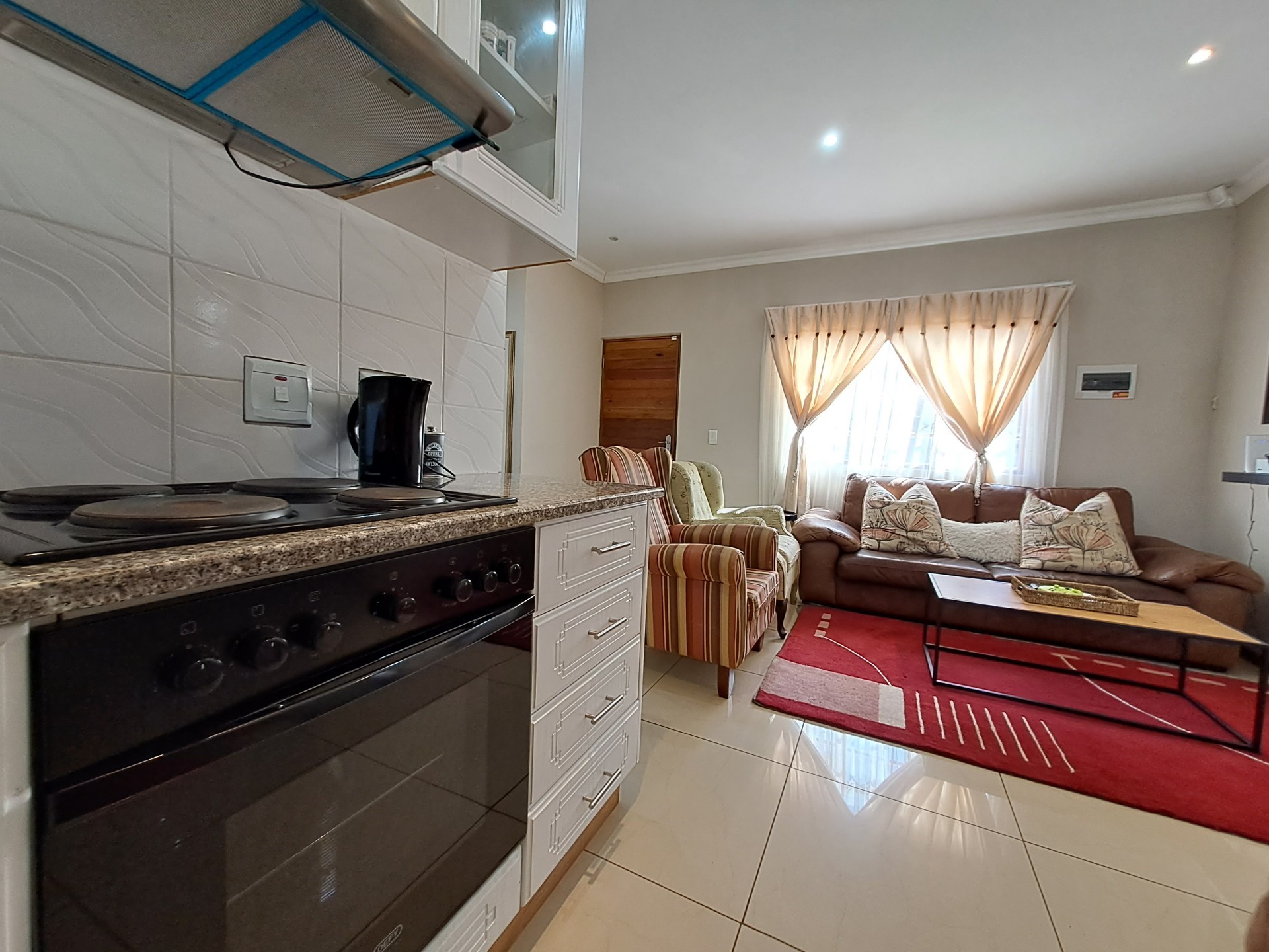 Cottage for rent in Worlds View, Hilton, KwaZulu Natal, 50 m²