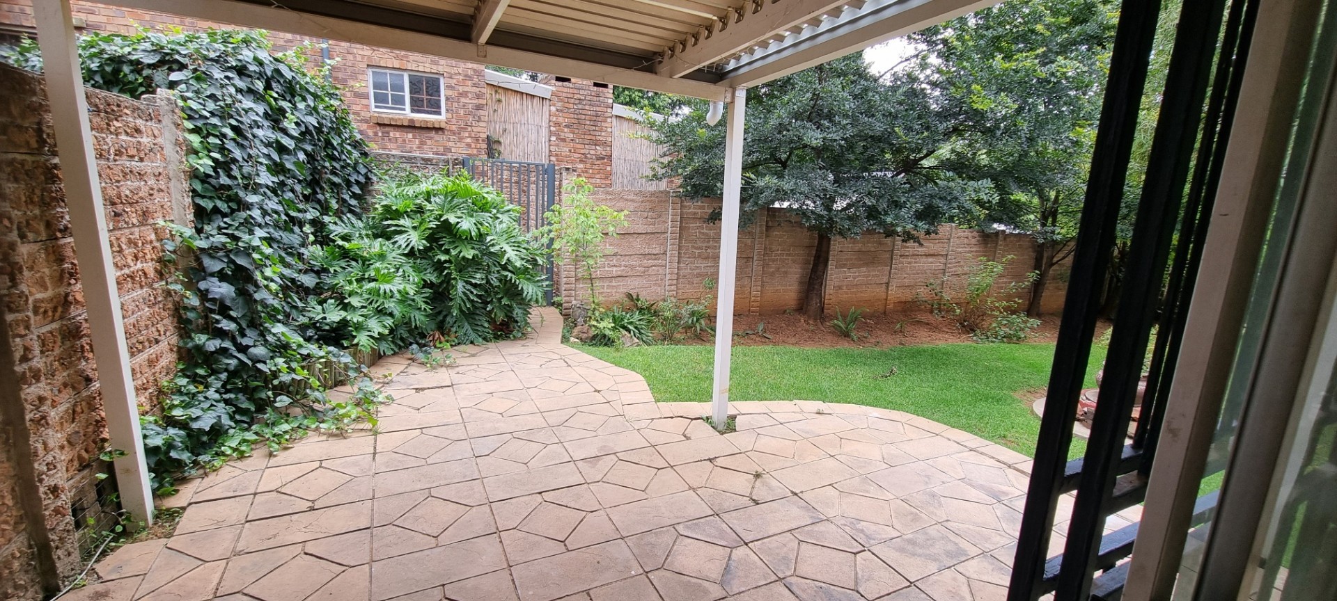 Townhouse for sale in Van Riebeeck Park, Kempton Park, 20 17, SS Oppimeer, 178 Soutpansberg, Van Riebeeck Park, Kempton Park, Gauteng, 61 m²