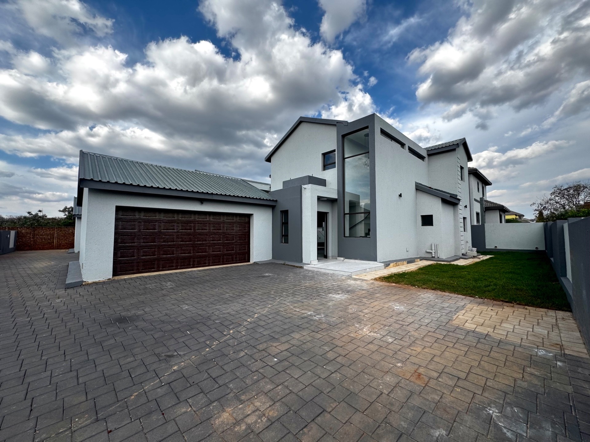 House for sale in Zambezi Manor Lifestyle Estate, Pretoria, 225 m²