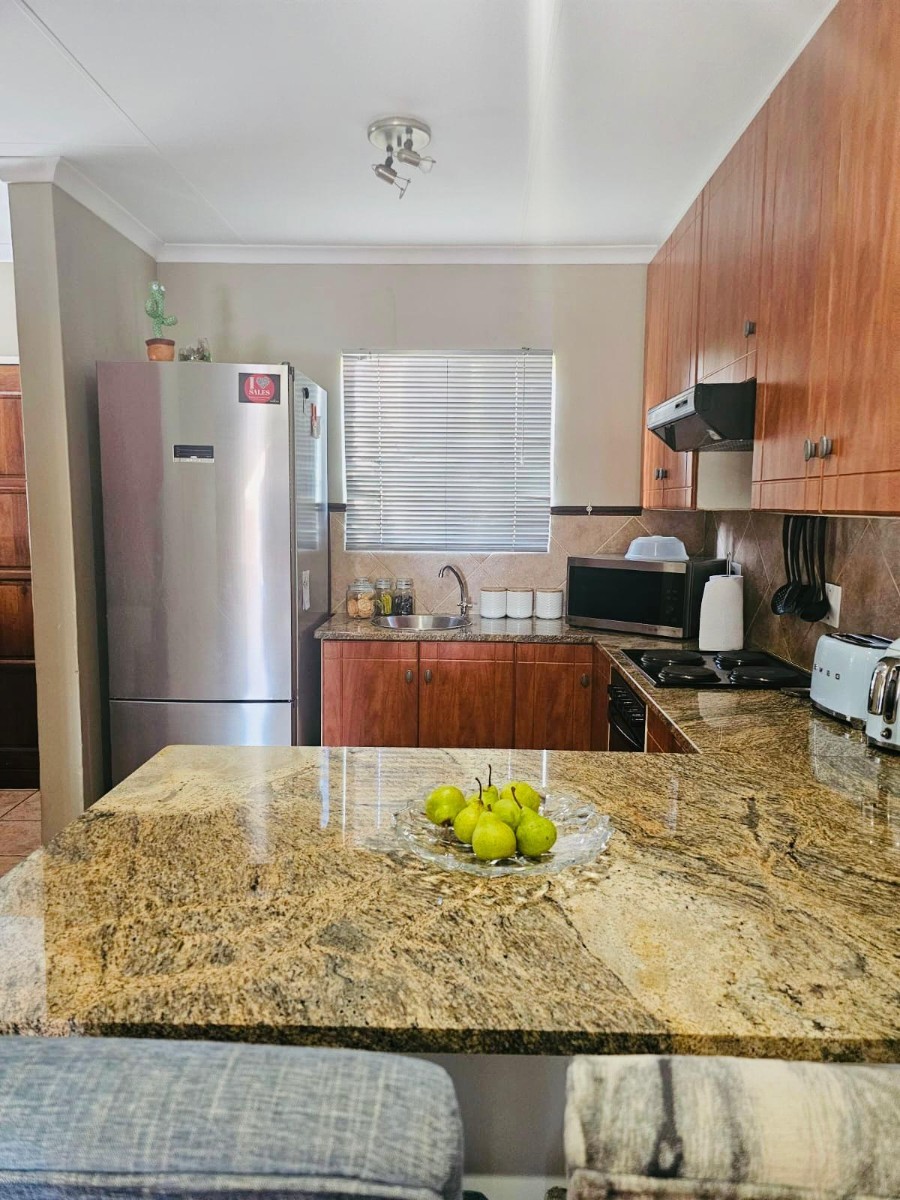 House for rent in Mooikloof Ridge, Pretoria, 05 A (0th floor), The Falcon, 17 argunabies, Mooikloof Ridge, Pretoria, Gauteng, 150 m²