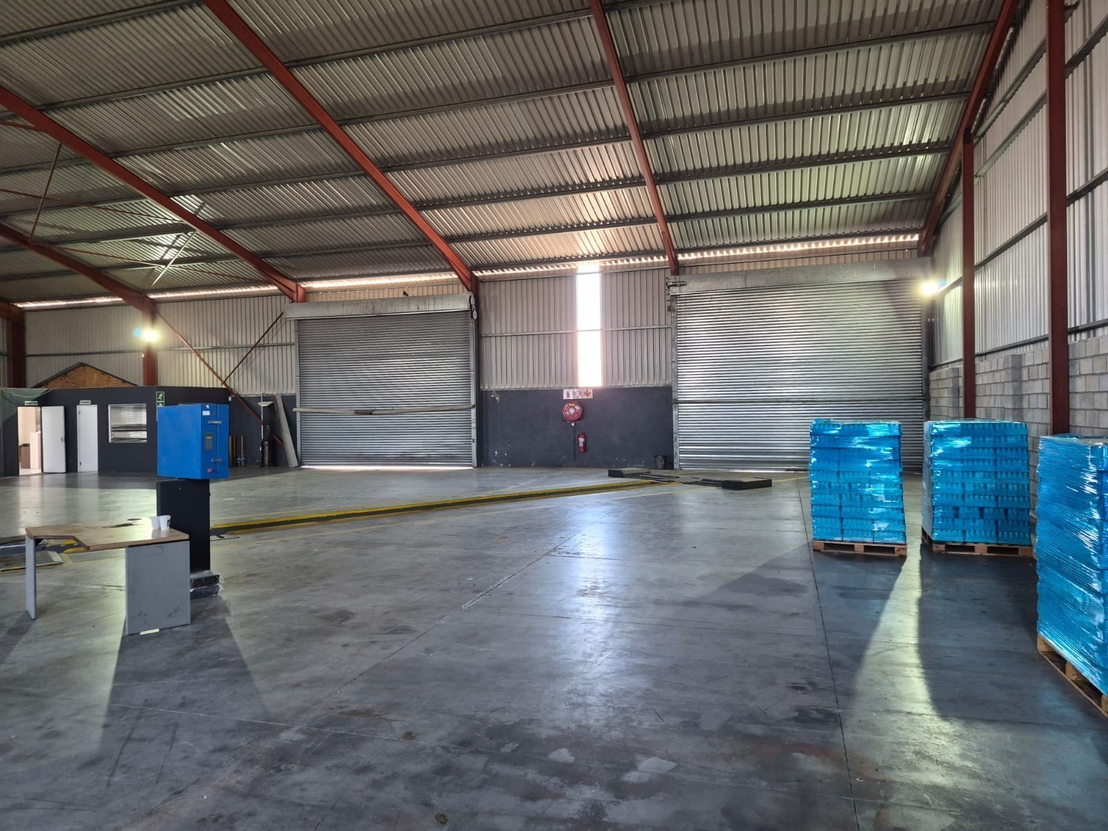 Warehouse for rent in Greenbushes Industrial Park, Greenbushes, Port Elizabeth, 4 Old Cape Road, Gate 2, Greenbushes Industrial Park, Greenbushes, Port Elizabeth, Eastern Cape, 750 m²