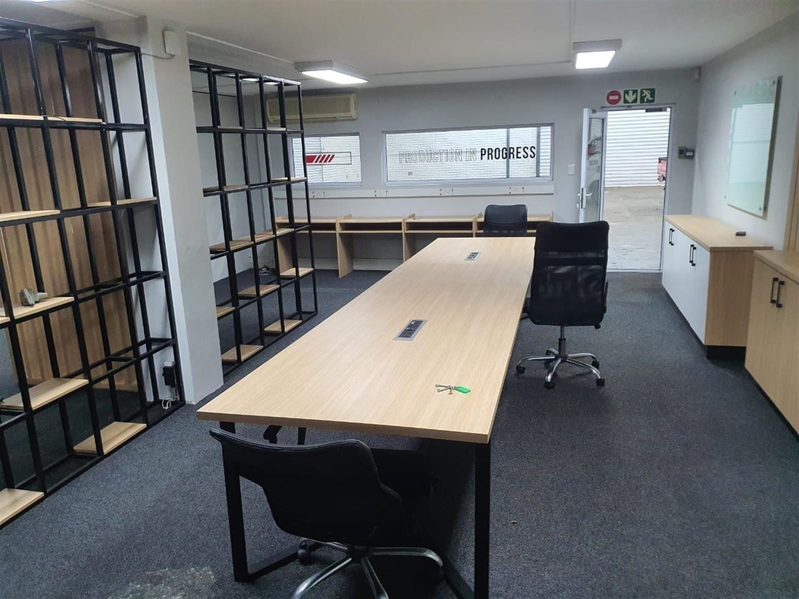 Warehouse for rent in Newton Park, Port Elizabeth, 90 Pickering Street, Newton Park, Port Elizabeth, Eastern Cape, 815 m²