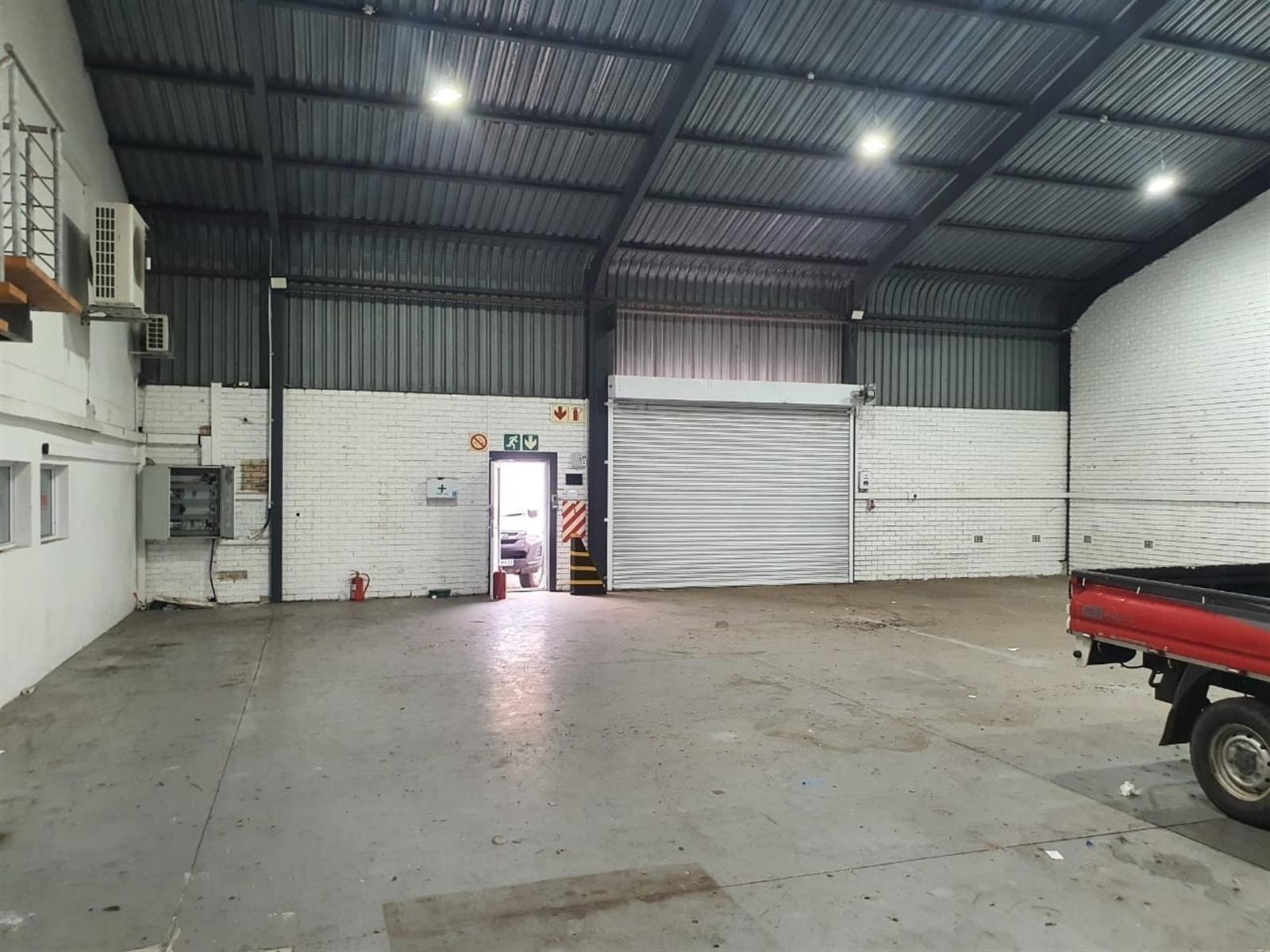 Warehouse for rent in Newton Park, Port Elizabeth, 90 Pickering Street, Newton Park, Port Elizabeth, Eastern Cape, 815 m²
