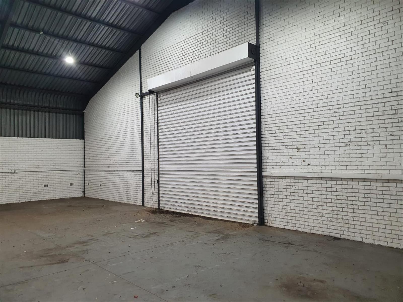 Warehouse for rent in Newton Park, Port Elizabeth, 90 Pickering Street, Newton Park, Port Elizabeth, Eastern Cape, 815 m²