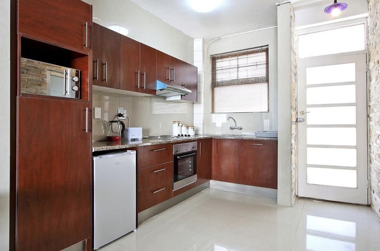Apartment for rent in Sea Point, Cape Town, 51 m²
