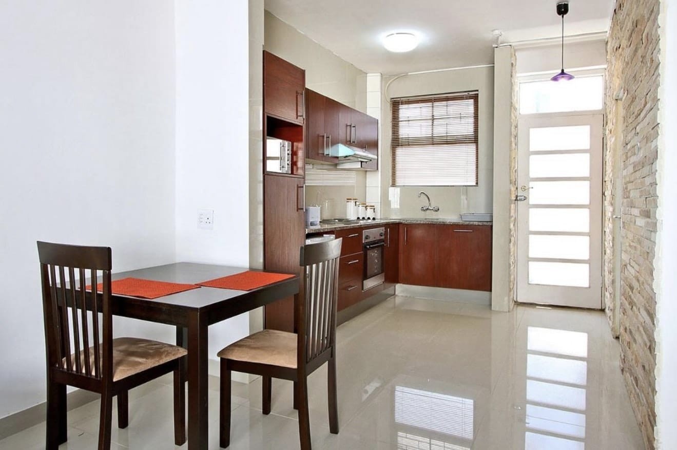 Apartment for rent in Sea Point, Cape Town, 51 m²