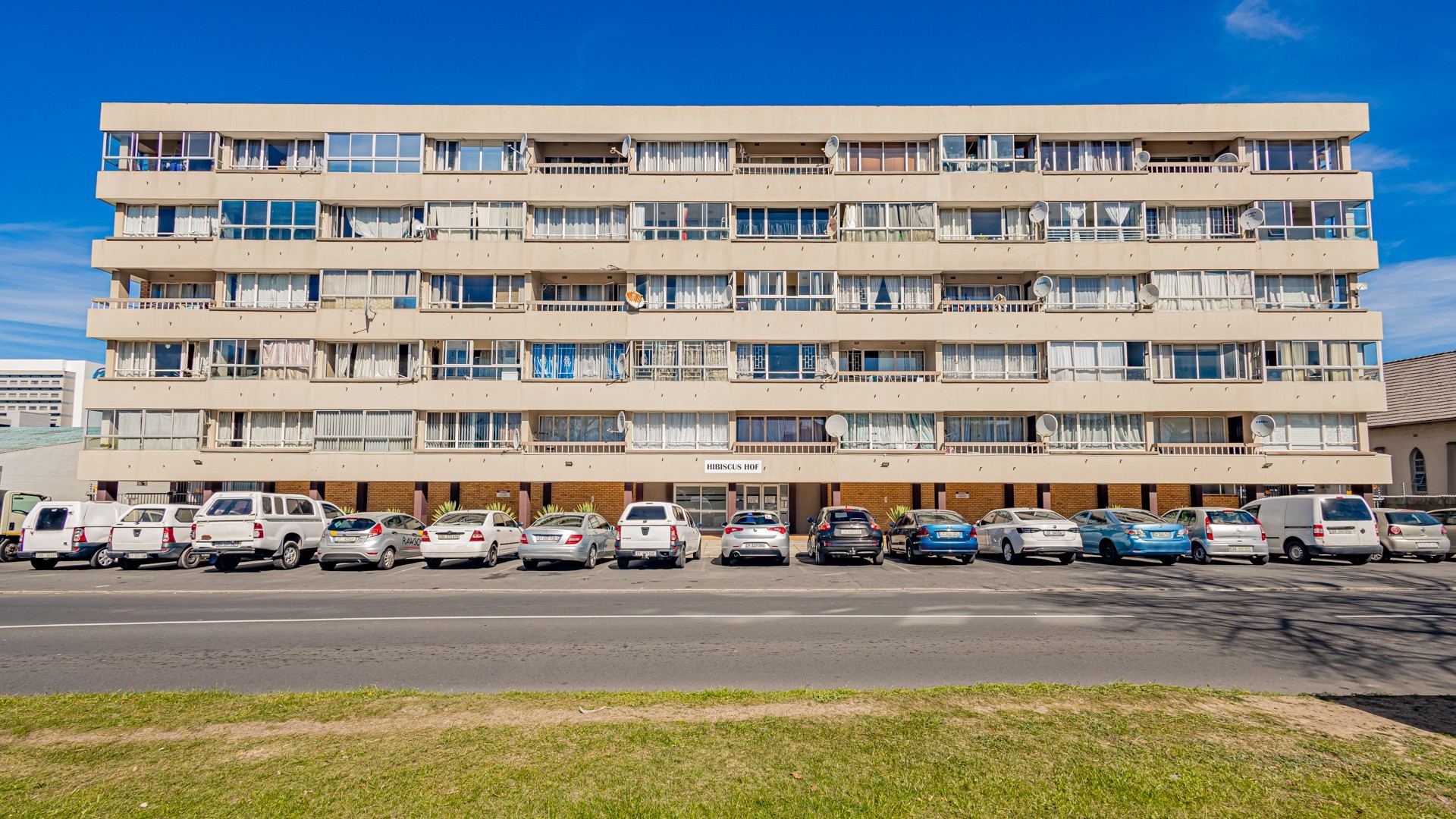 Apartment for sale in Kempenville, Bellville, 30, Hibiscus Court, 14 Dirkie Uys street, Kempenville, Bellville, Western Cape, 81 m²