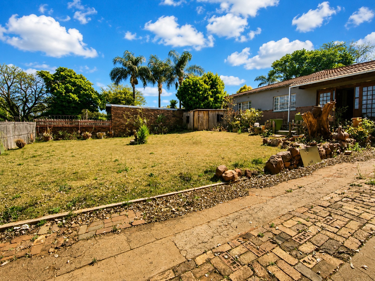 House for sale in Mountain View, Pretoria, 1315 m²