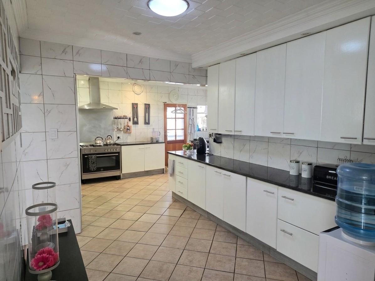 House for sale in Glen Marais, Kempton Park, 18 Pionier Street, Glen Marais, Kempton Park, Gauteng, 1508 m²