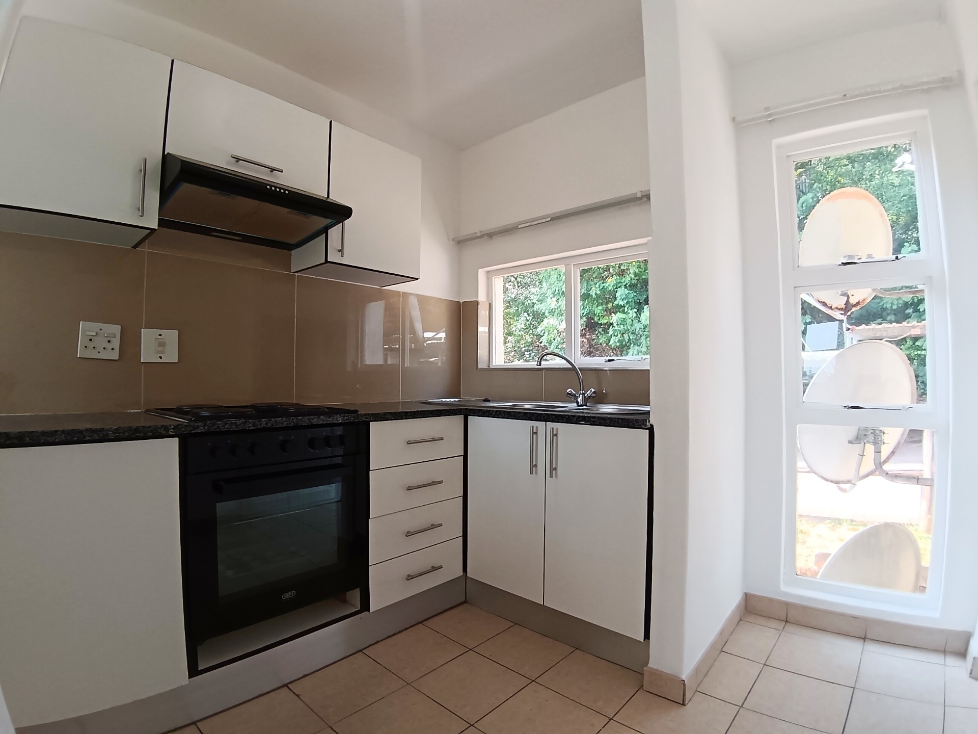 Apartment for rent in Morningside, Durban, KwaZulu Natal, 49 m²
