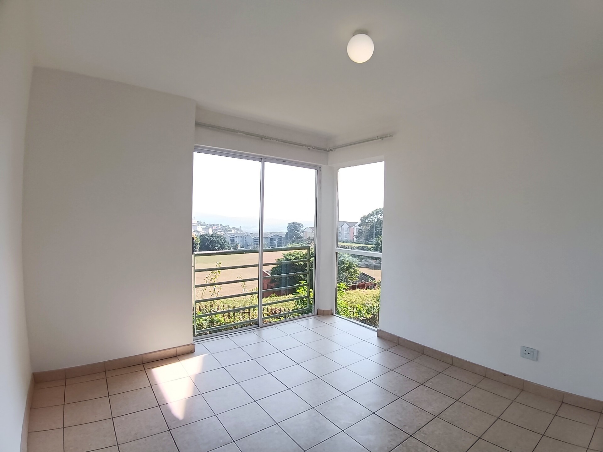 Apartment for rent in Morningside, Durban, KwaZulu Natal, 49 m²