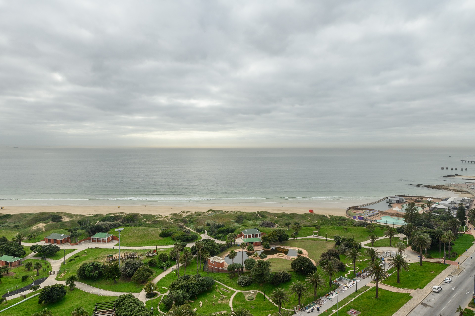 Apartment for sale in Humewood, Port Elizabeth, 152 m²
