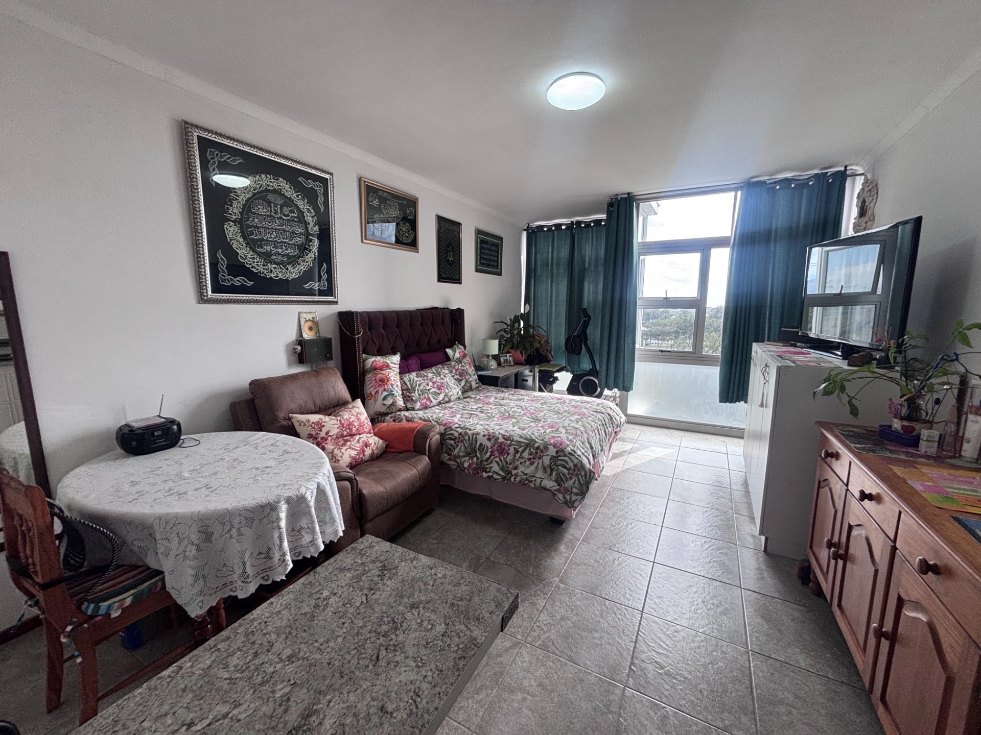 Apartment for sale in Townsend Estate, Goodwood, 5  (5th floor), Libertas Retirement Centre, 15 Wallace Street, Townsend Estate, Goodwood, Western Cape, 36 m²