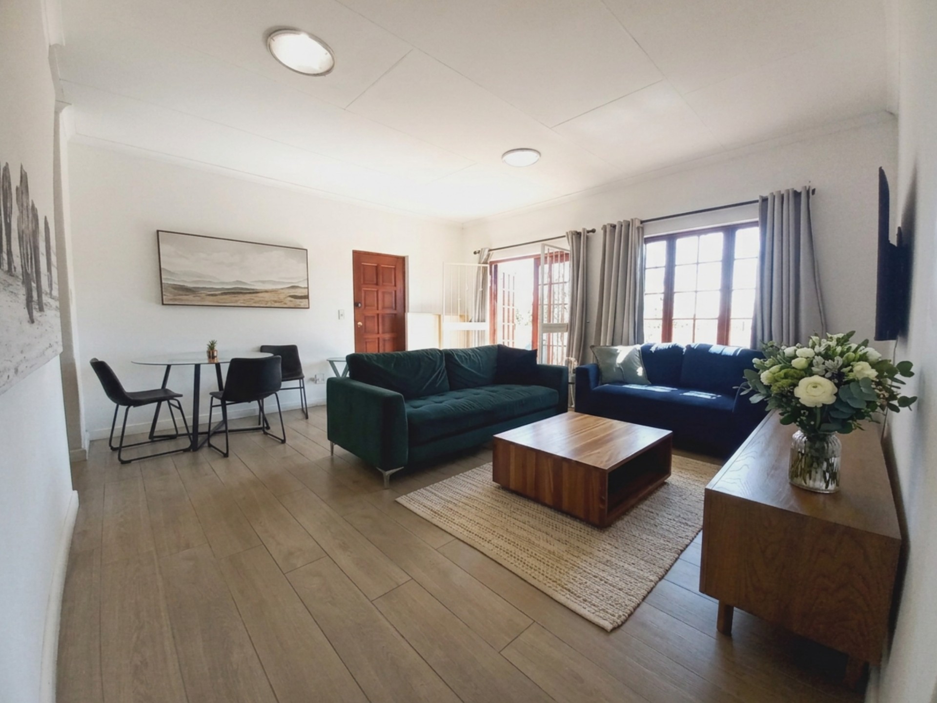 Apartment for sale in Sandown, Sandton, 4, Sandown Gables, 128 Linden Street, Sandown, Sandton, Gauteng, 81 m²