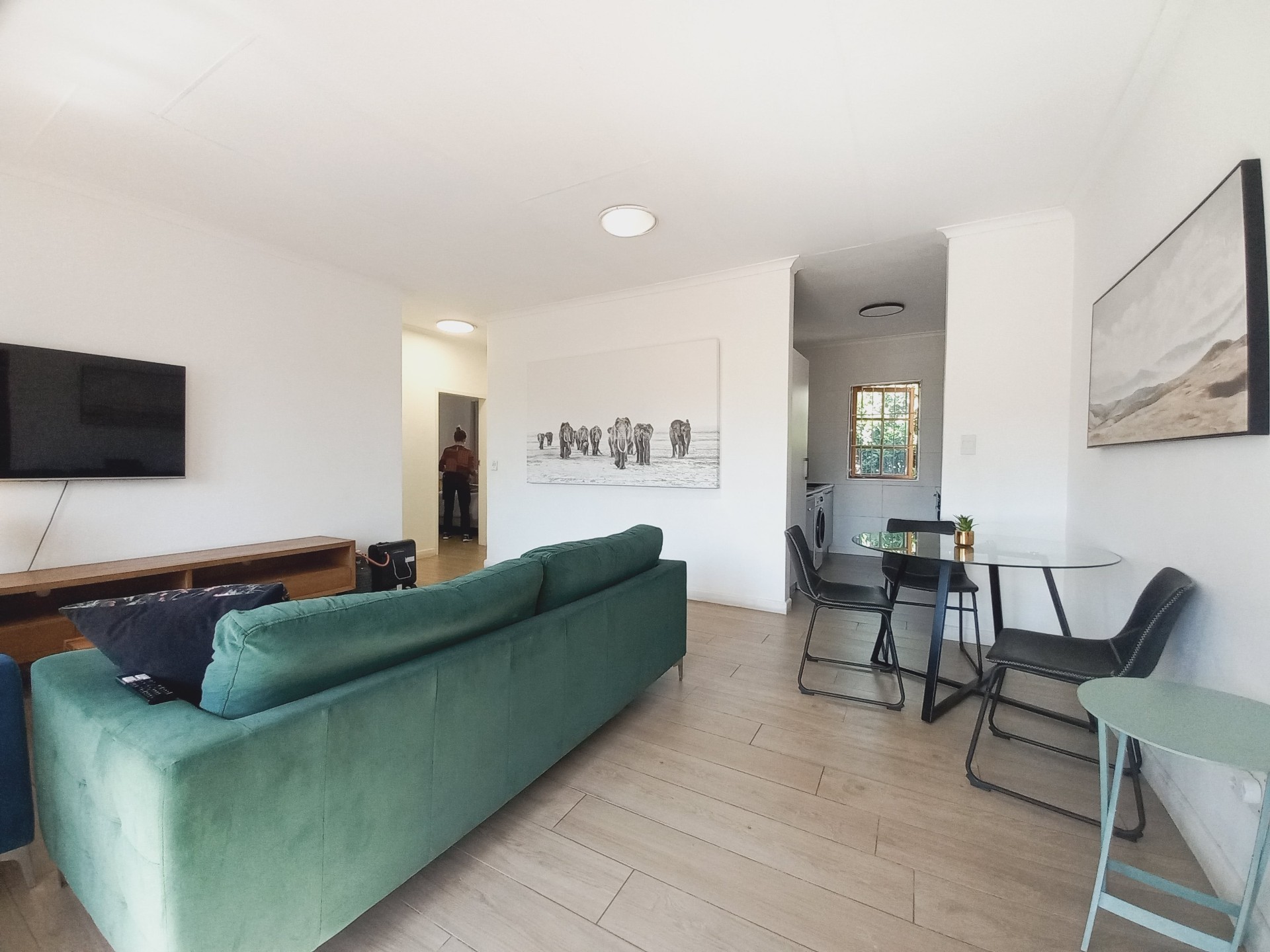 Apartment for sale in Sandown, Sandton, 4, Sandown Gables, 128 Linden Street, Sandown, Sandton, Gauteng, 81 m²