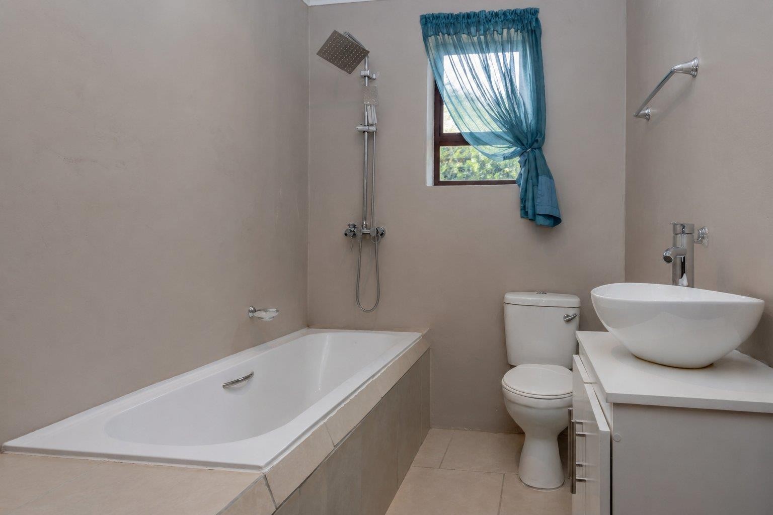 House for sale in Geduld Ext 2, Geduld, Springs, 180 m²