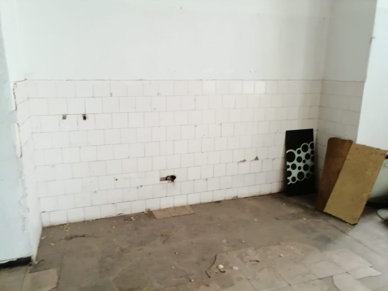 Warehouse for rent in Benoni Central, Benoni, 4000 m²