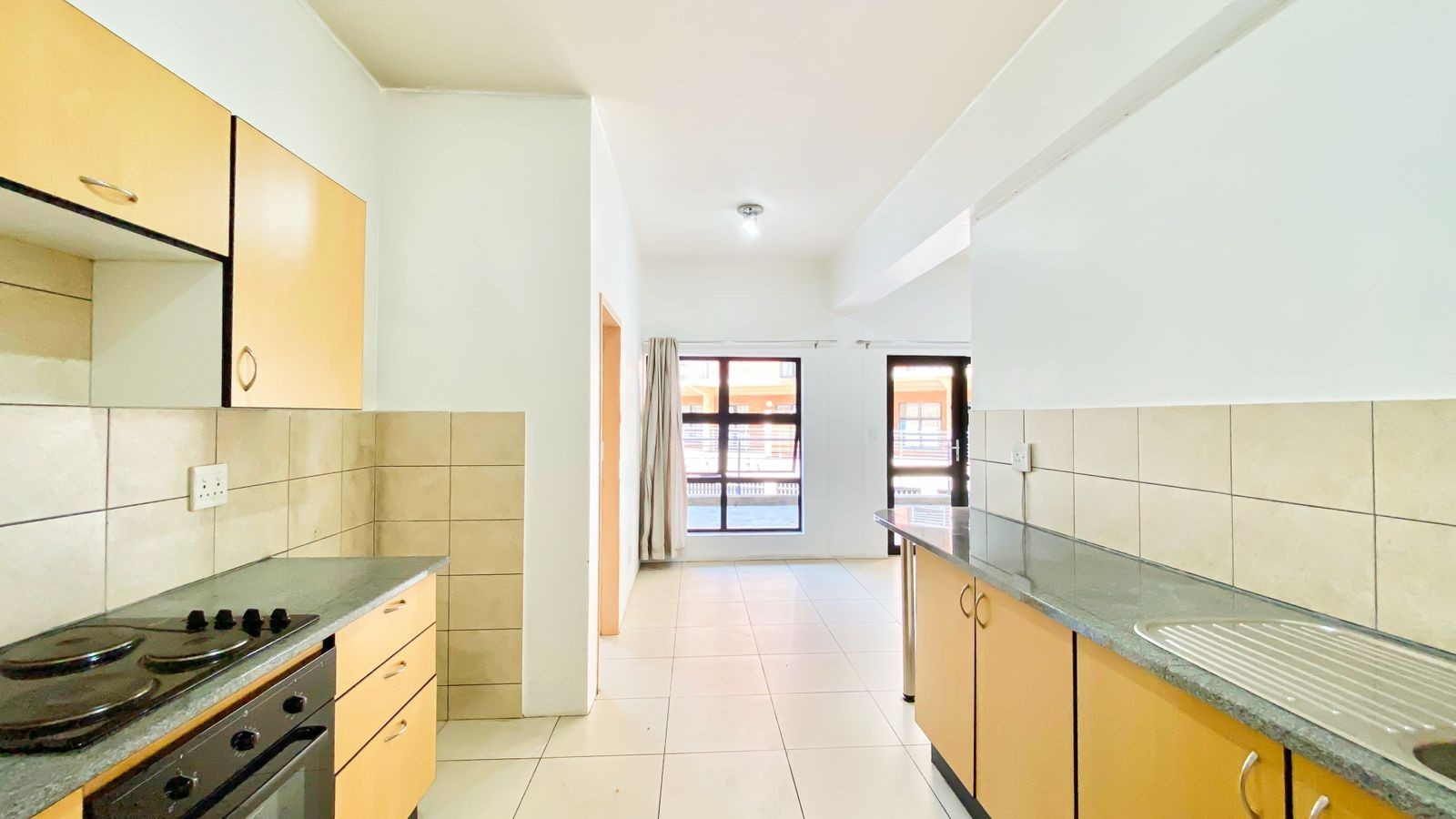 Apartment for rent in Auckland Park, Johannesburg, 2, Milpark Mews, 1 Barry Hertzog Avenue, Auckland Park, Johannesburg, Gauteng, 67 m²