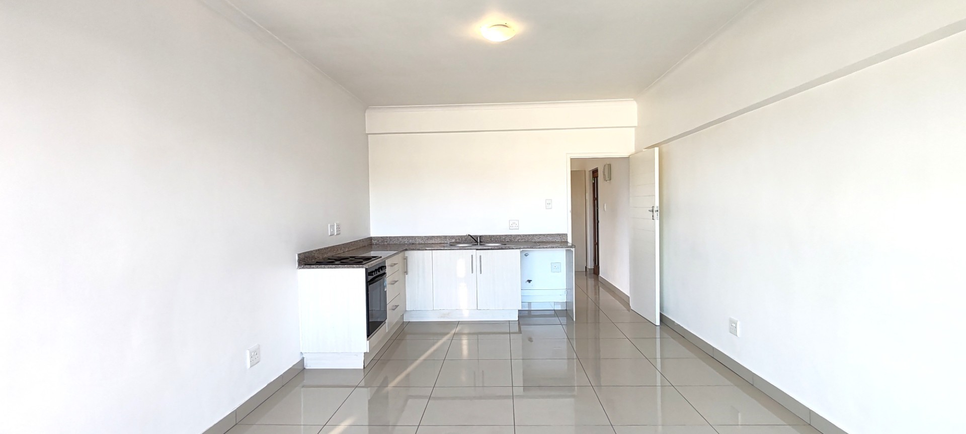 Apartment for sale in Heathfield, Cape Town, 20 Bergvliet Vistas, 59 Main Service Road, Heathfield, Cape Town, Western Cape, 46 m²