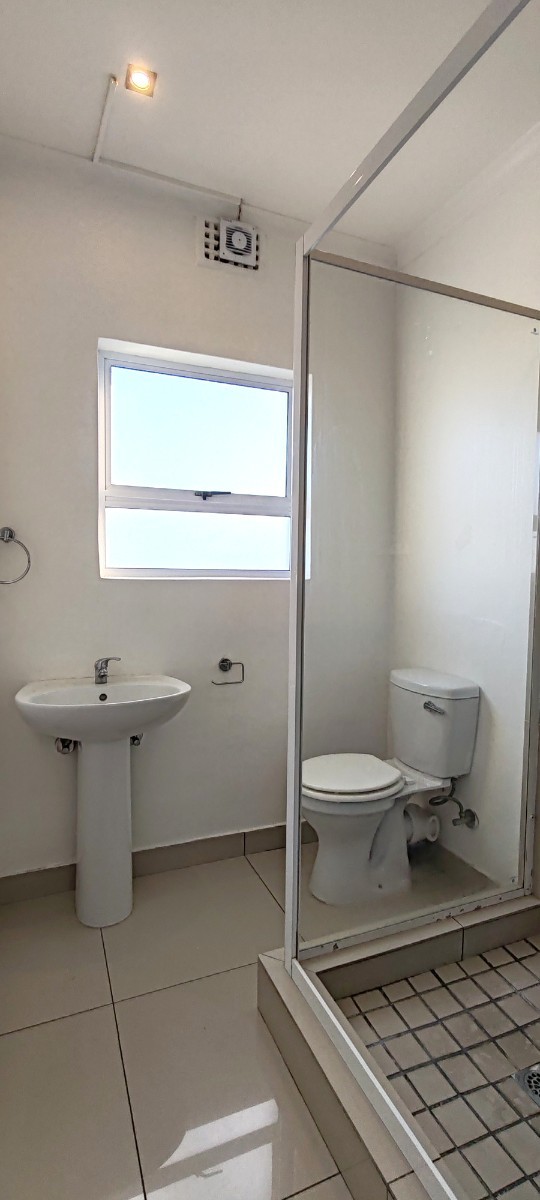 Apartment for sale in Heathfield, Cape Town, 20 Bergvliet Vistas, 59 Main Service Road, Heathfield, Cape Town, Western Cape, 46 m²