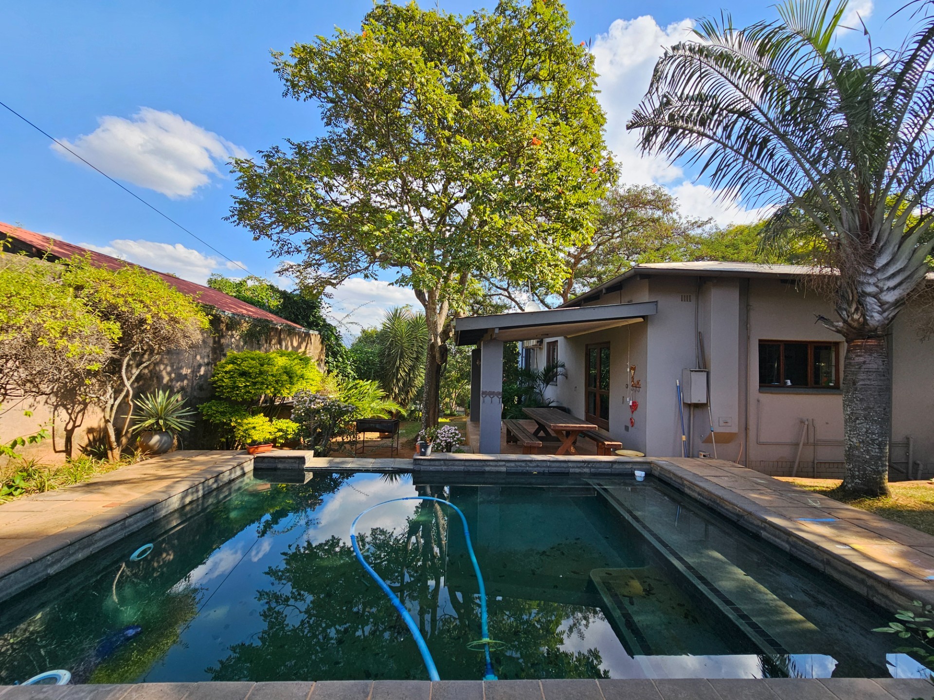 House for sale in Barberton, 323 m²