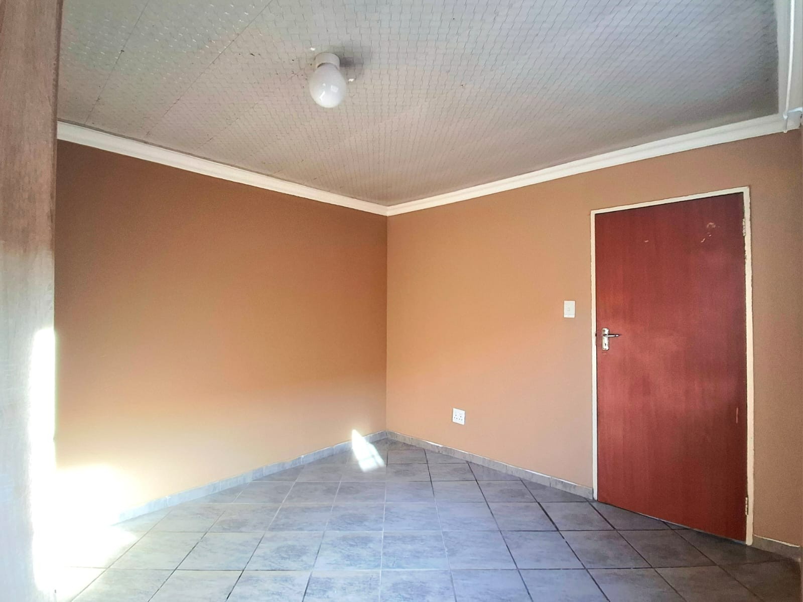Apartment for rent in Oos Einde, Rustenburg, North West