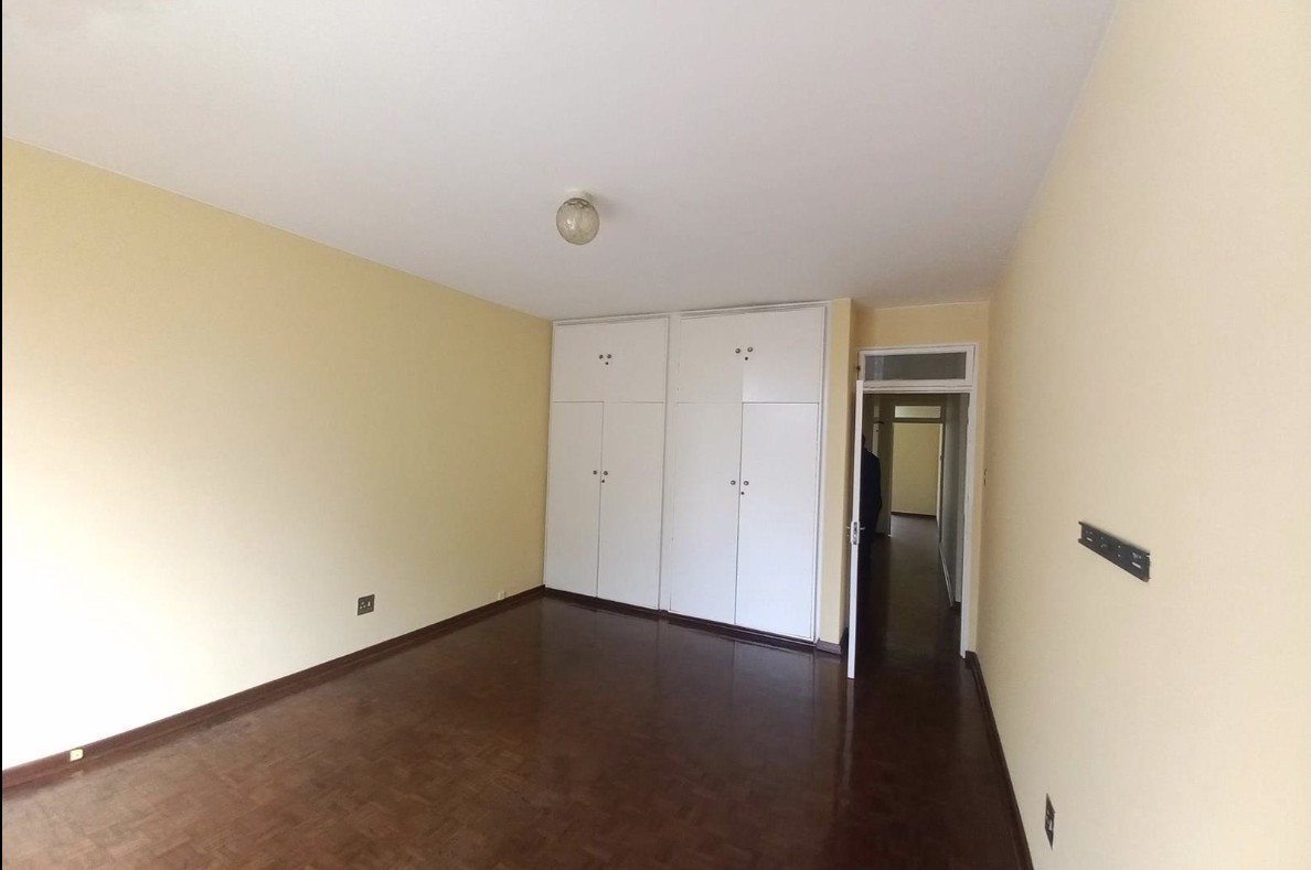 Apartment Block for sale in Gresswold, Johannesburg, 3018 m²