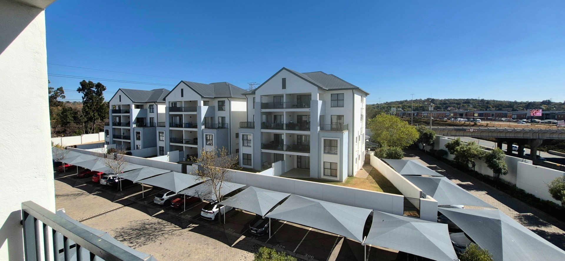 Apartment for rent in Petervale, Sandton, 44 m²