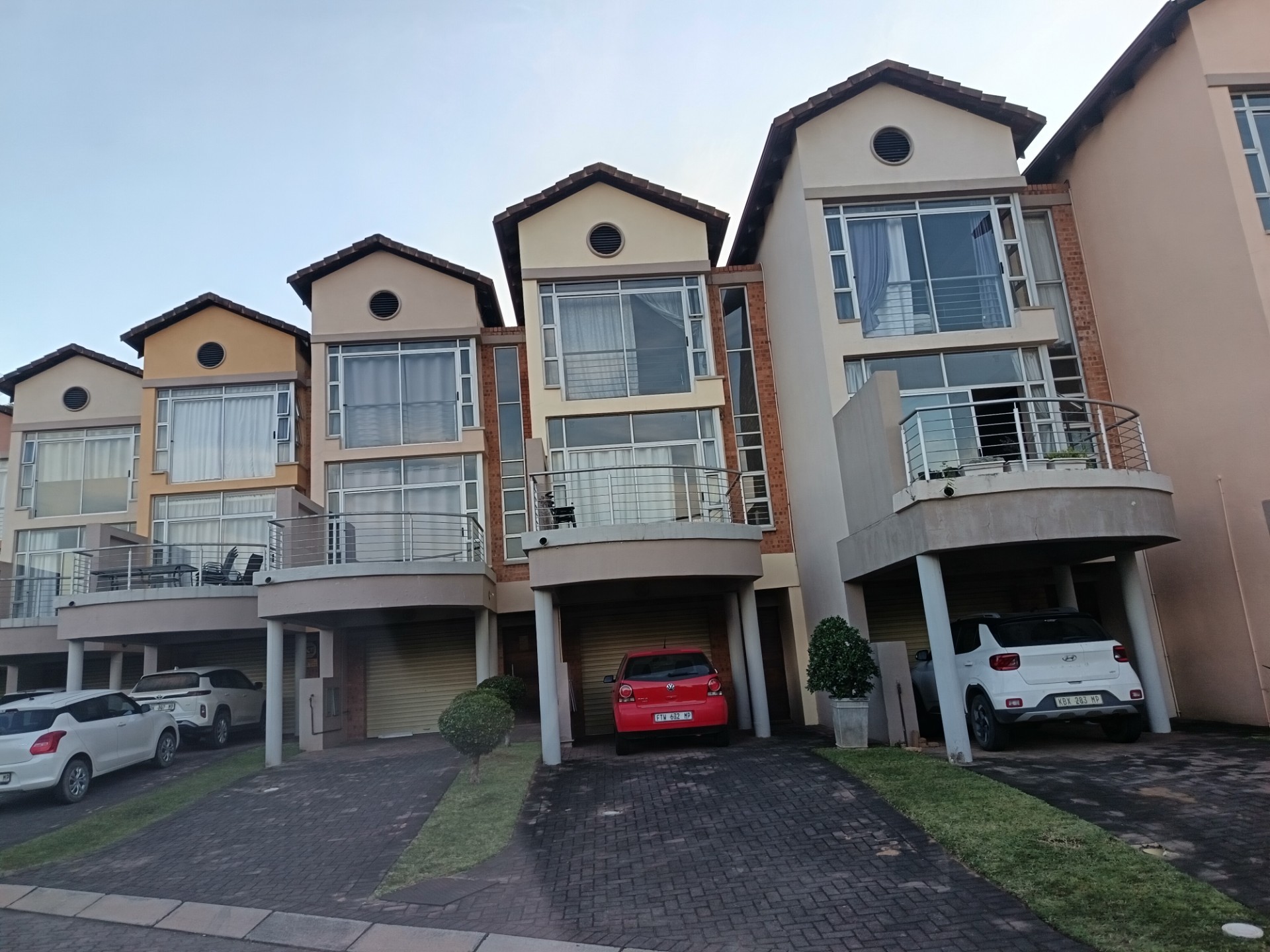 Townhouse for rent in West Acres, Nelspruit