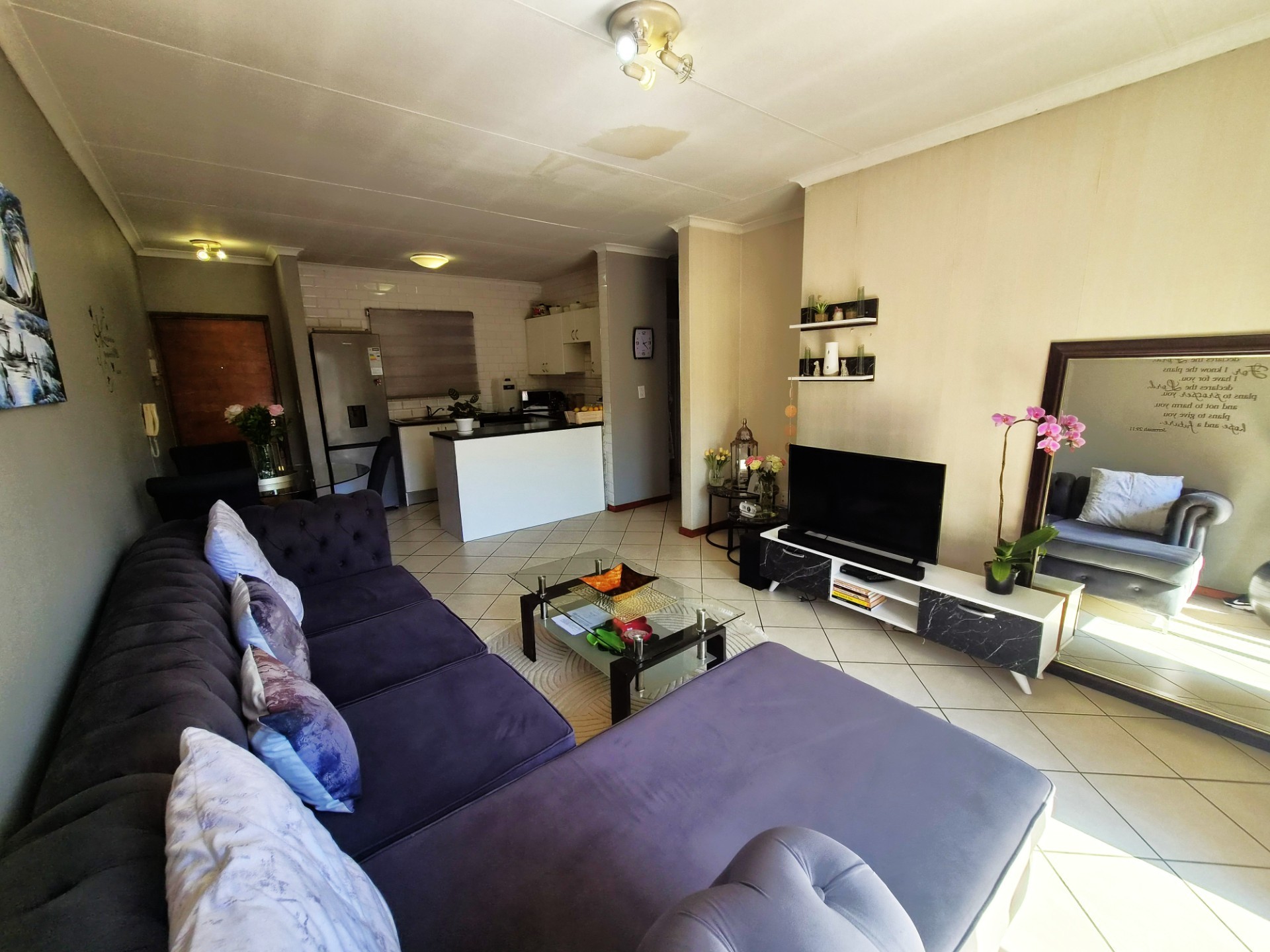 Apartment For Sale in Paulshof, Sandton 3