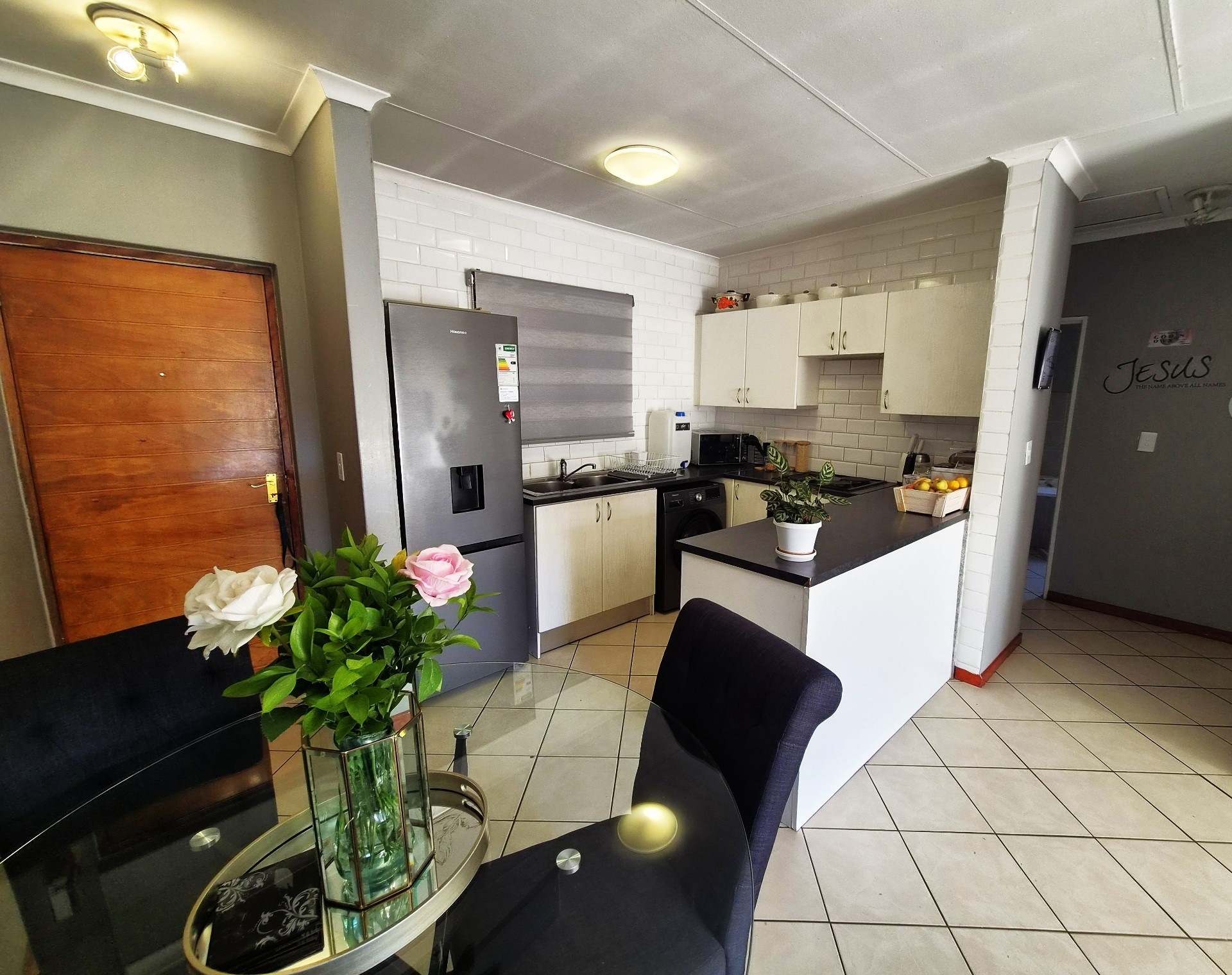 Apartment for sale in Paulshof, Sandton, 71 m²