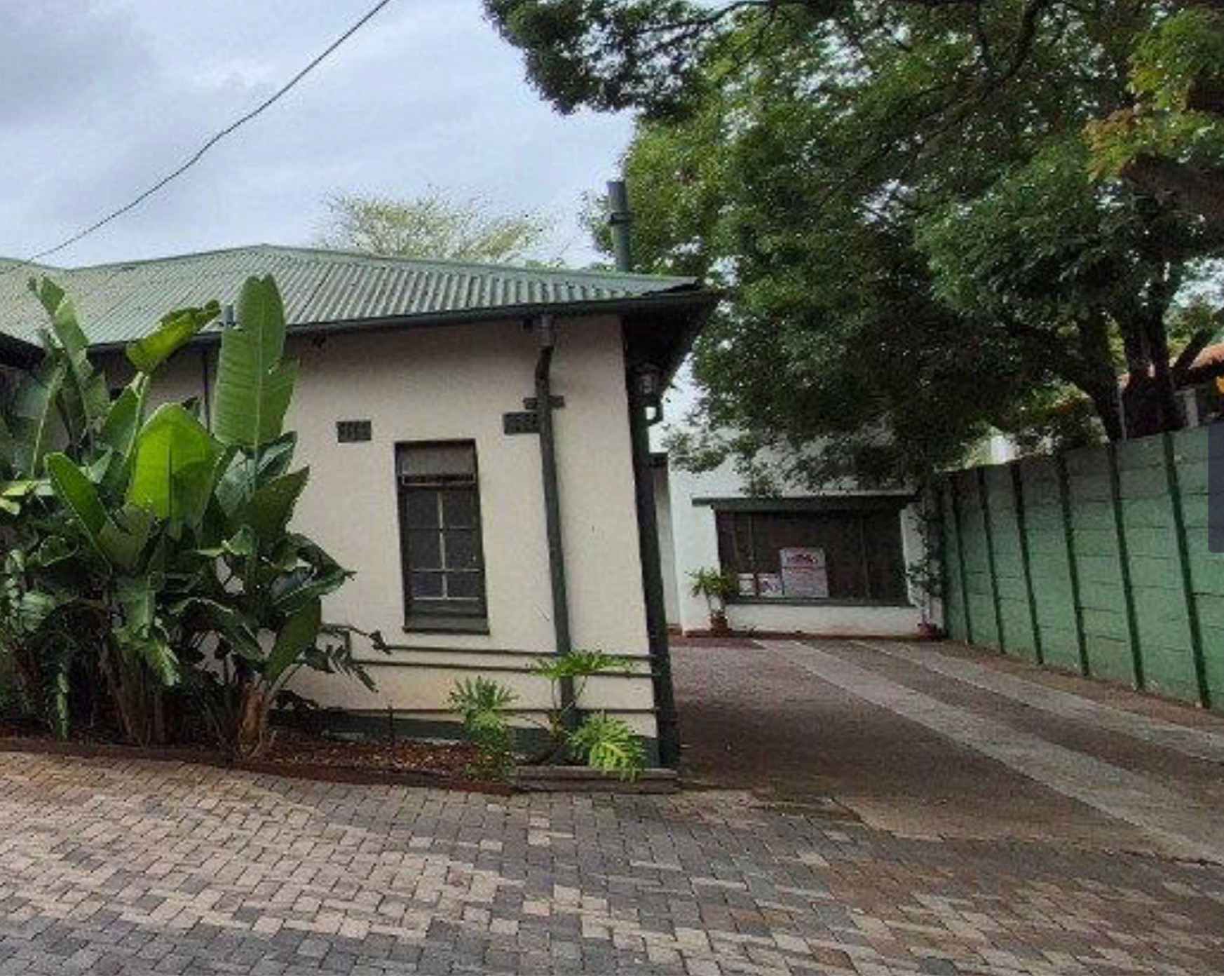 House for sale in Brooklyn, Pretoria, 400 m²