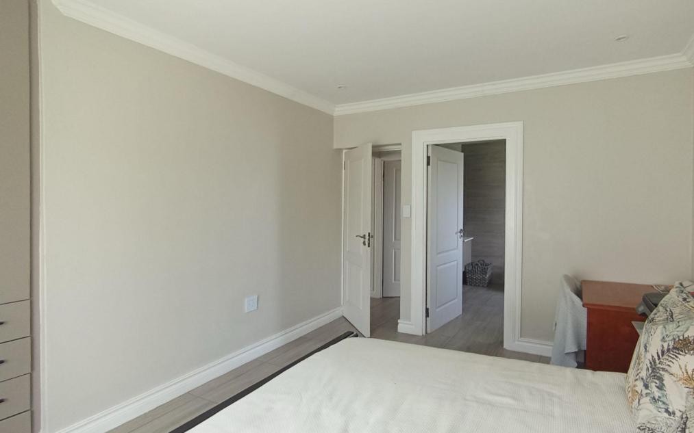 House For Sale in Blue Hills, Midrand 5
