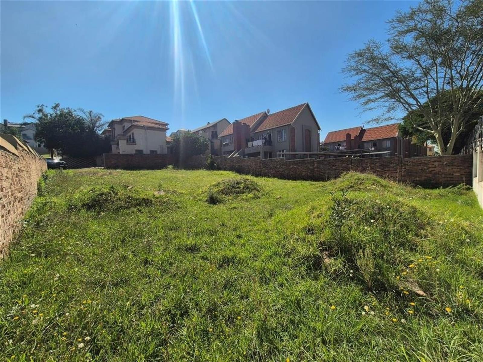 Vacant Stand for sale 4