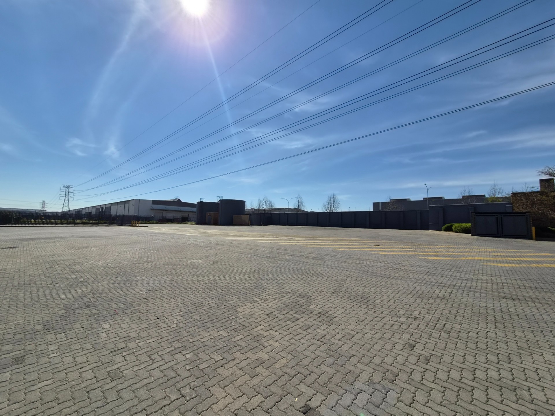 Warehouse for rent in Gosforth Park, Germiston, 25 Silverstone Street, Gosforth Park, Germiston, Gauteng, 4989 m²
