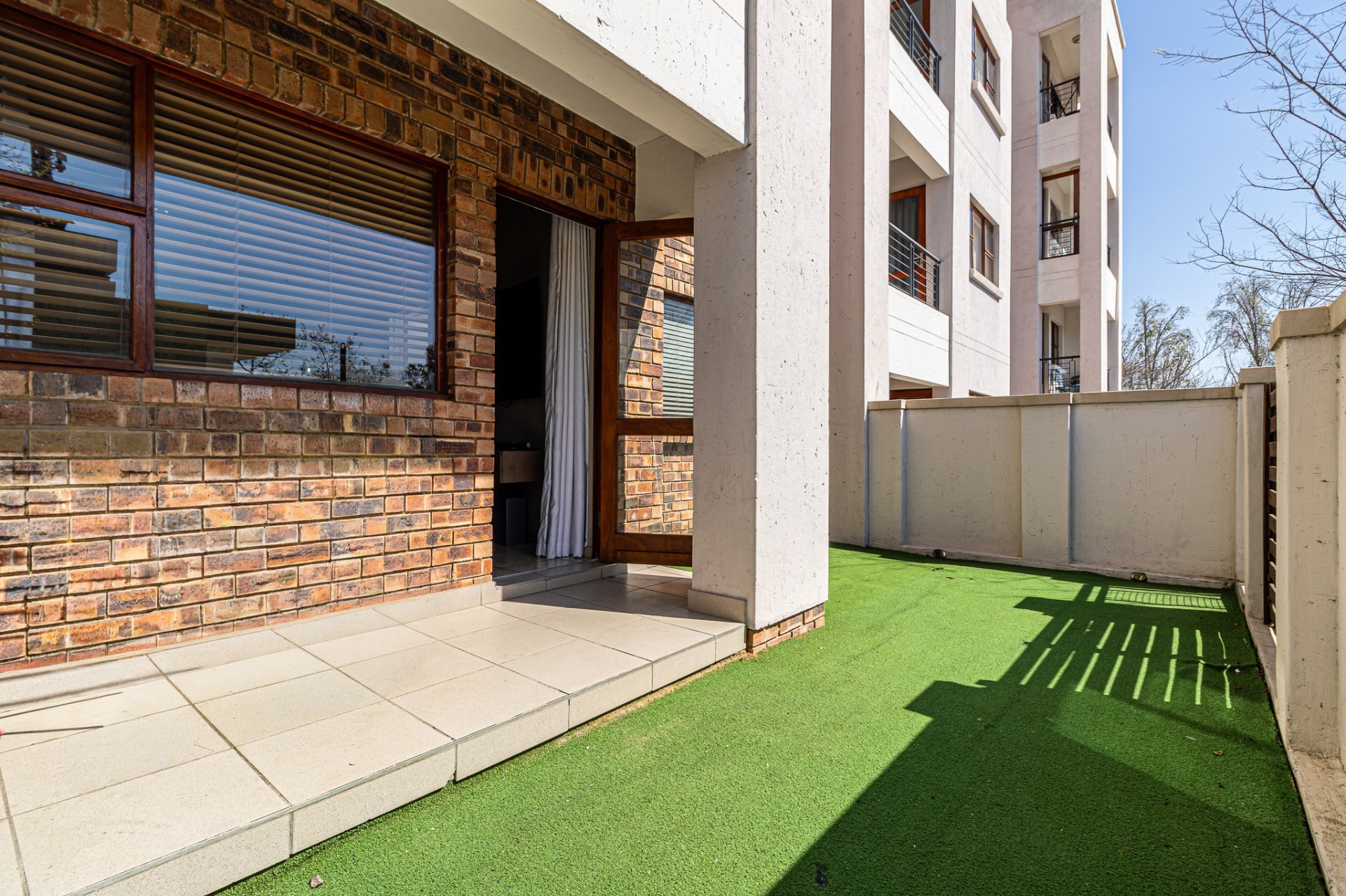 2Bedroom Apartment Fully Furnished in Ferndale 3