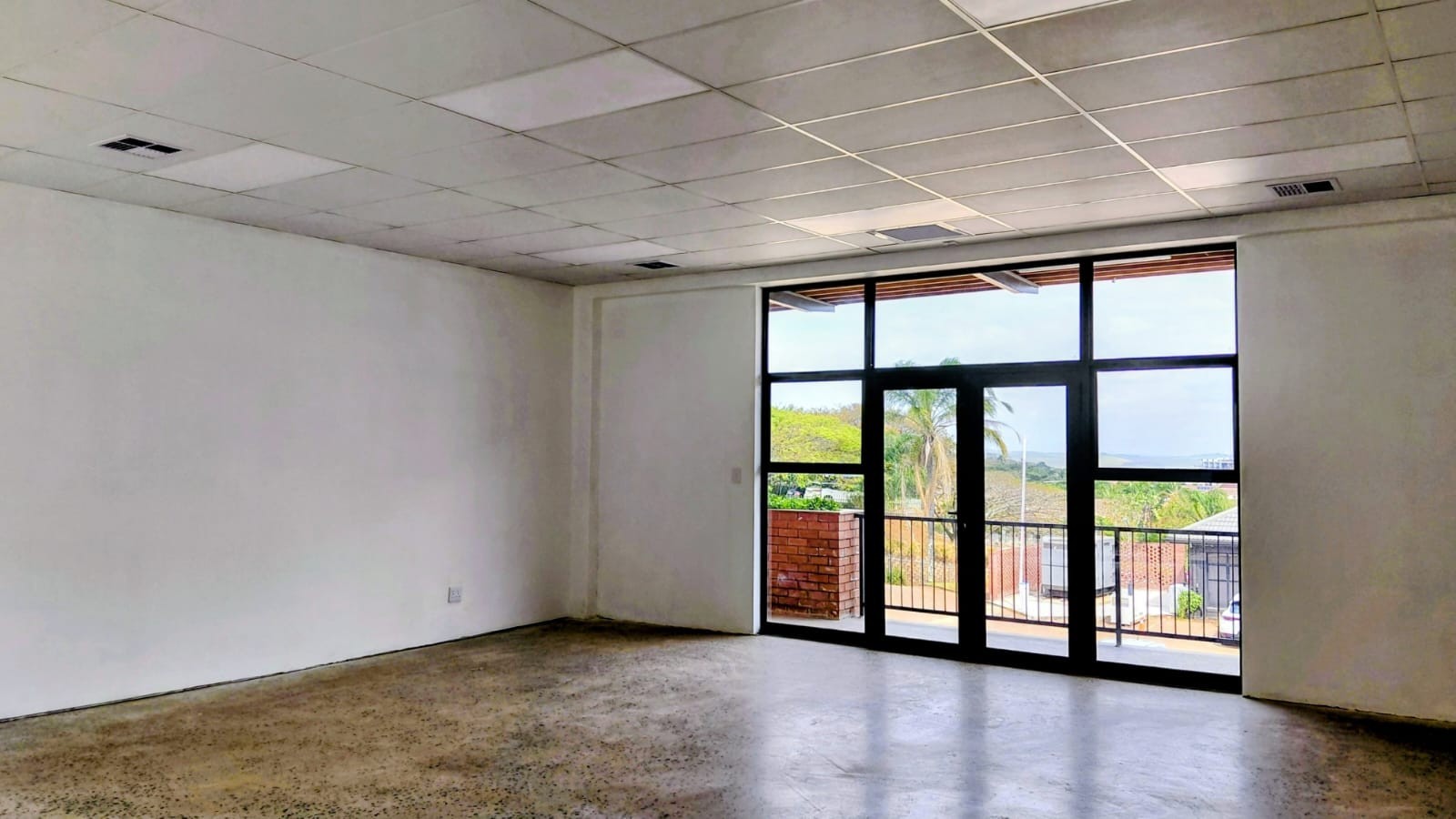 Premium Commercial Opportunity in Central Ballito 5