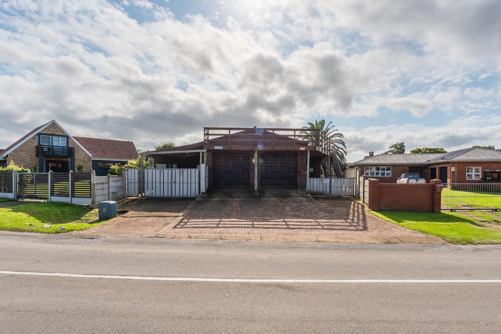House For Sale in Noorsekloof, Jeffreys Bay