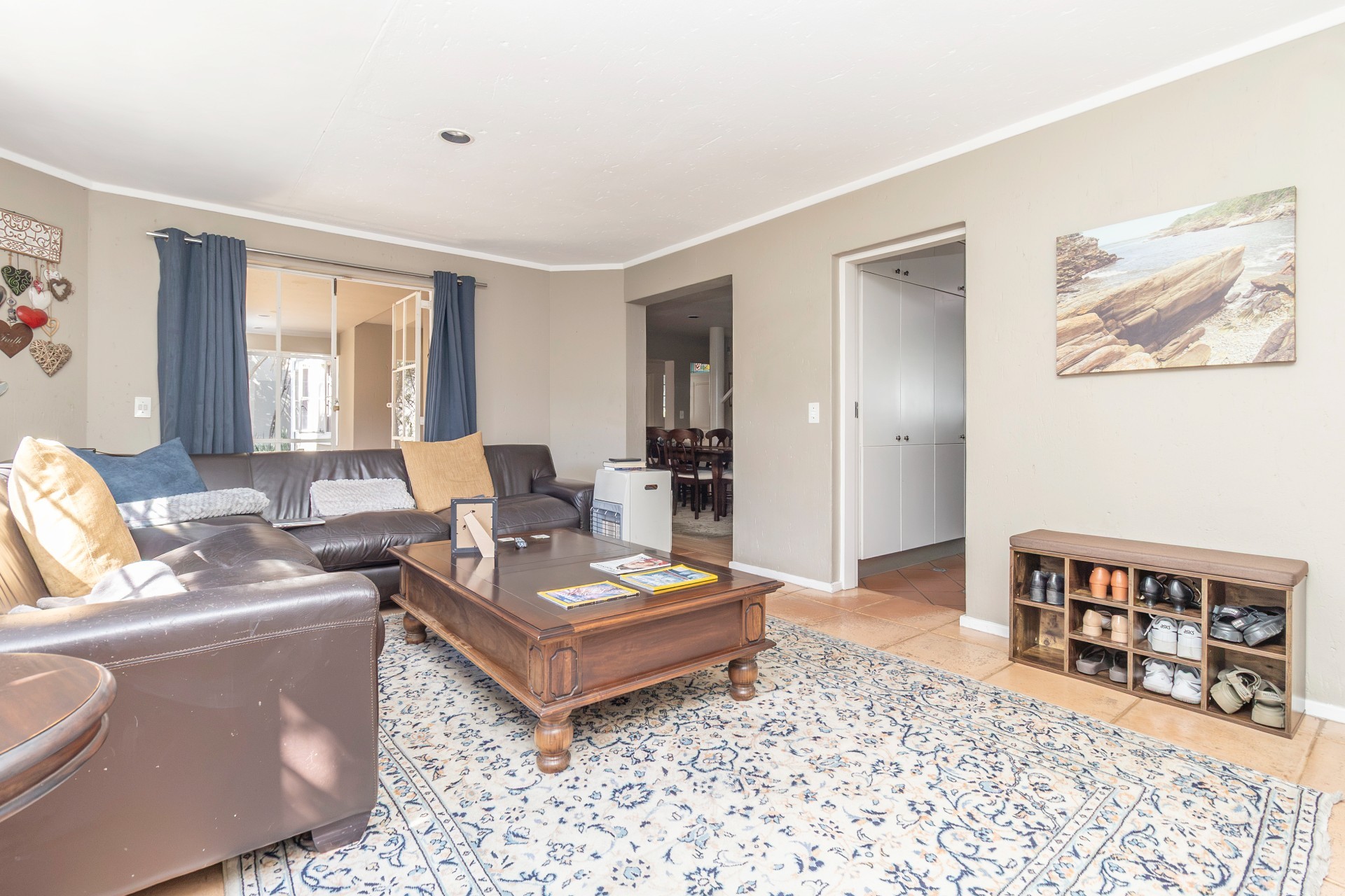House for sale in Woodmead, Sandton, 320 m²