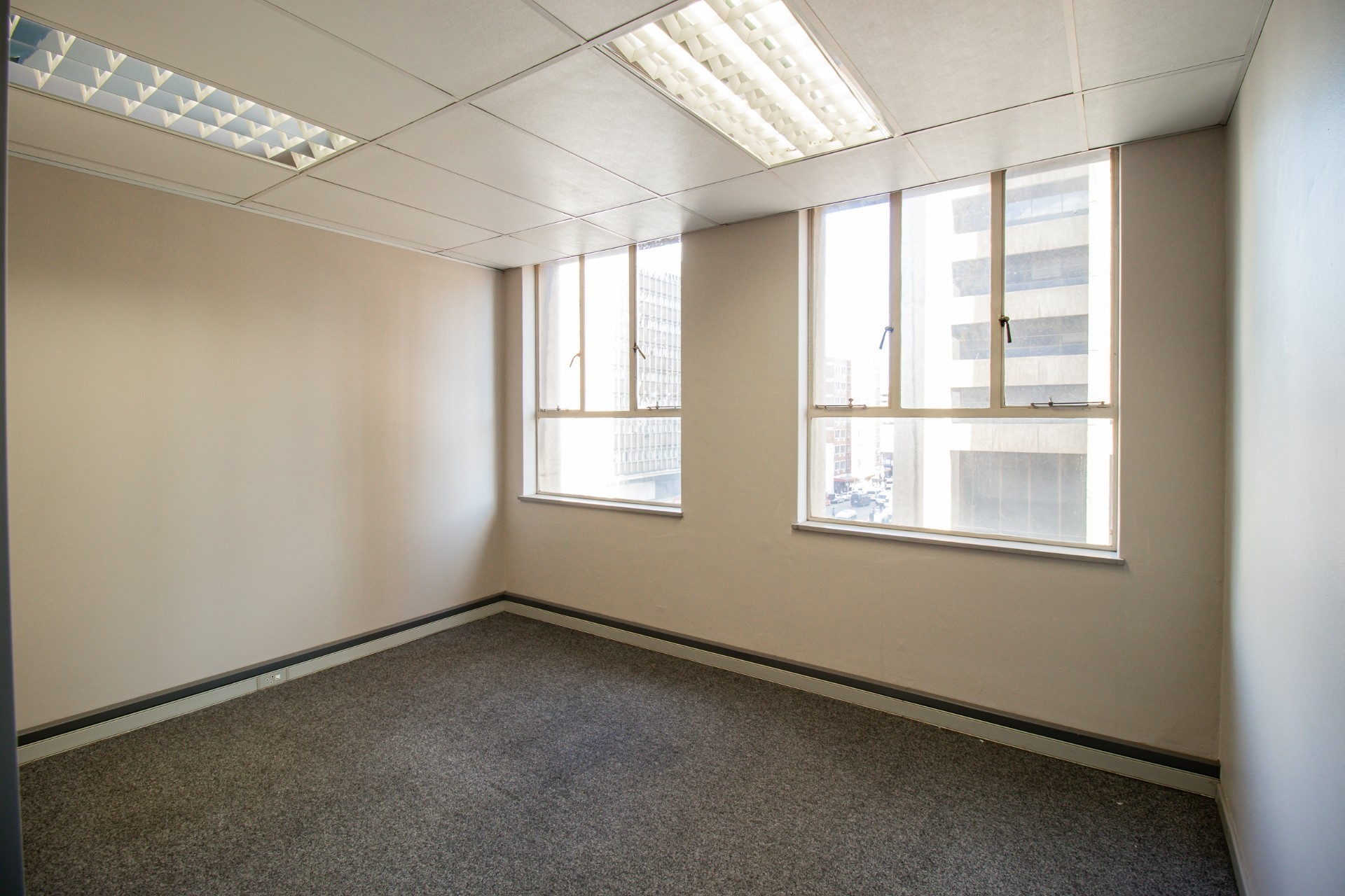 Commercial Property for rent in Johannesburg Central, Johannesburg, 24 m²