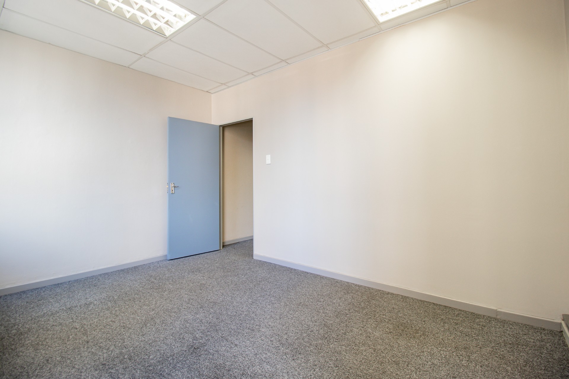 Commercial Property for rent in Johannesburg Central, Johannesburg, 26 m²