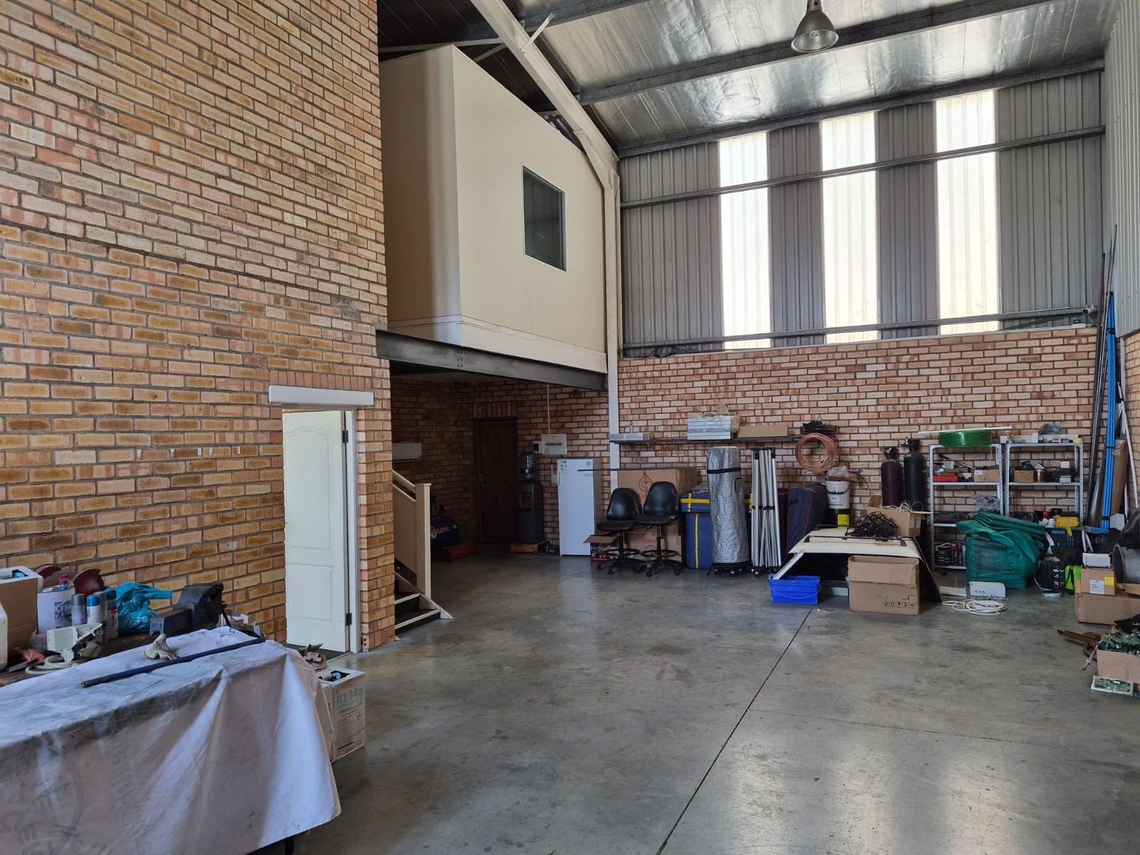 Warehouse for rent in Newton Park, Port Elizabeth, 71 Mangold Street, Newton Park, Port Elizabeth, Eastern Cape, 230 m²