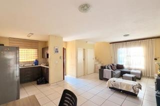 Beautiful 3-Bedroom, 2-Bathroom House for Rent - Blue Hills 3