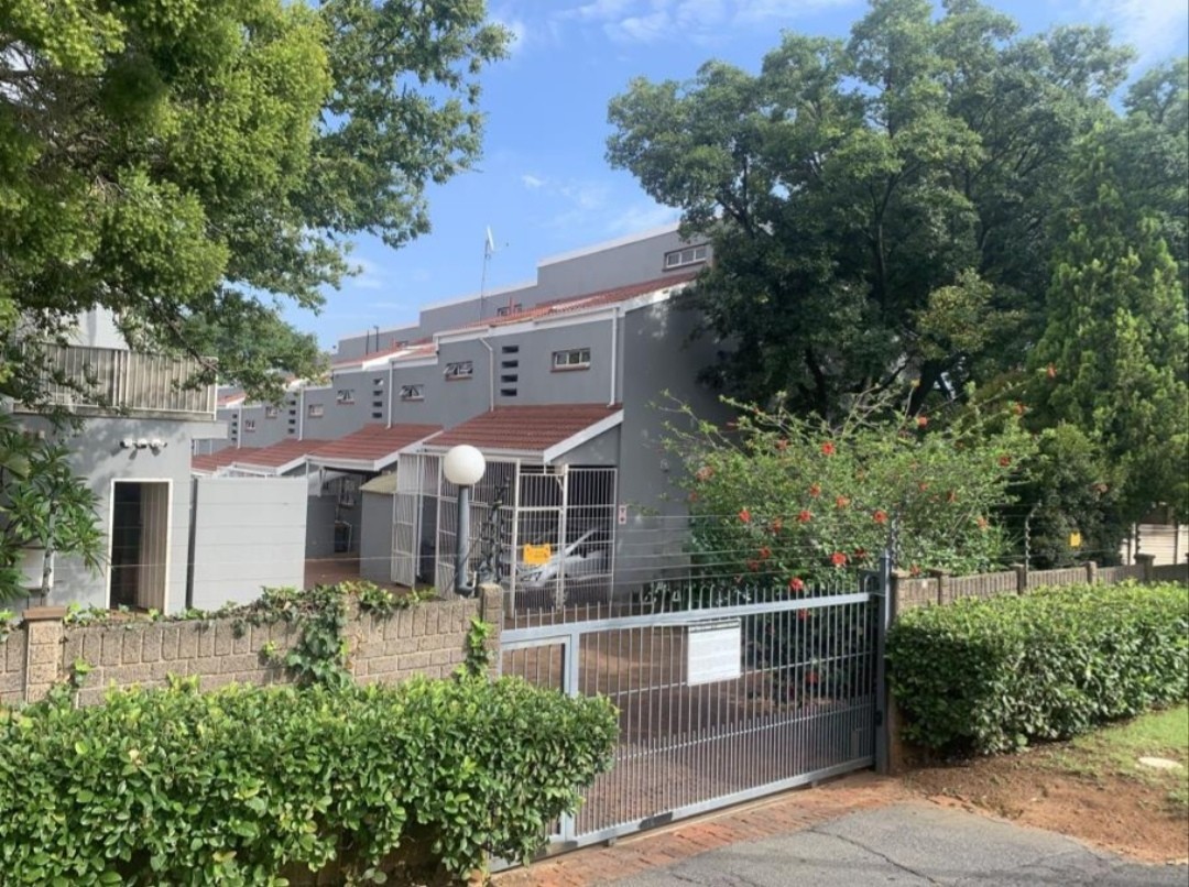 3 Bedroom Duplex in Eldoraigne, Centurion.