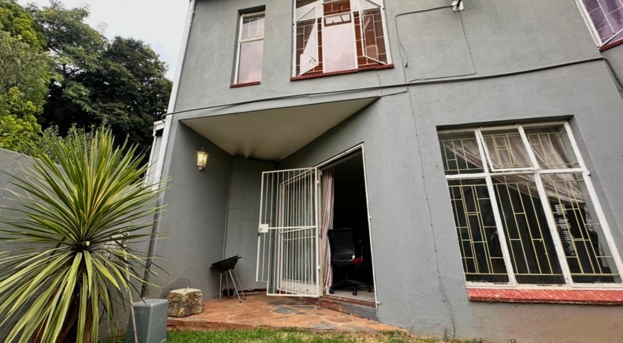 Duplex for sale in Eldoraigne, Centurion, 136 m²