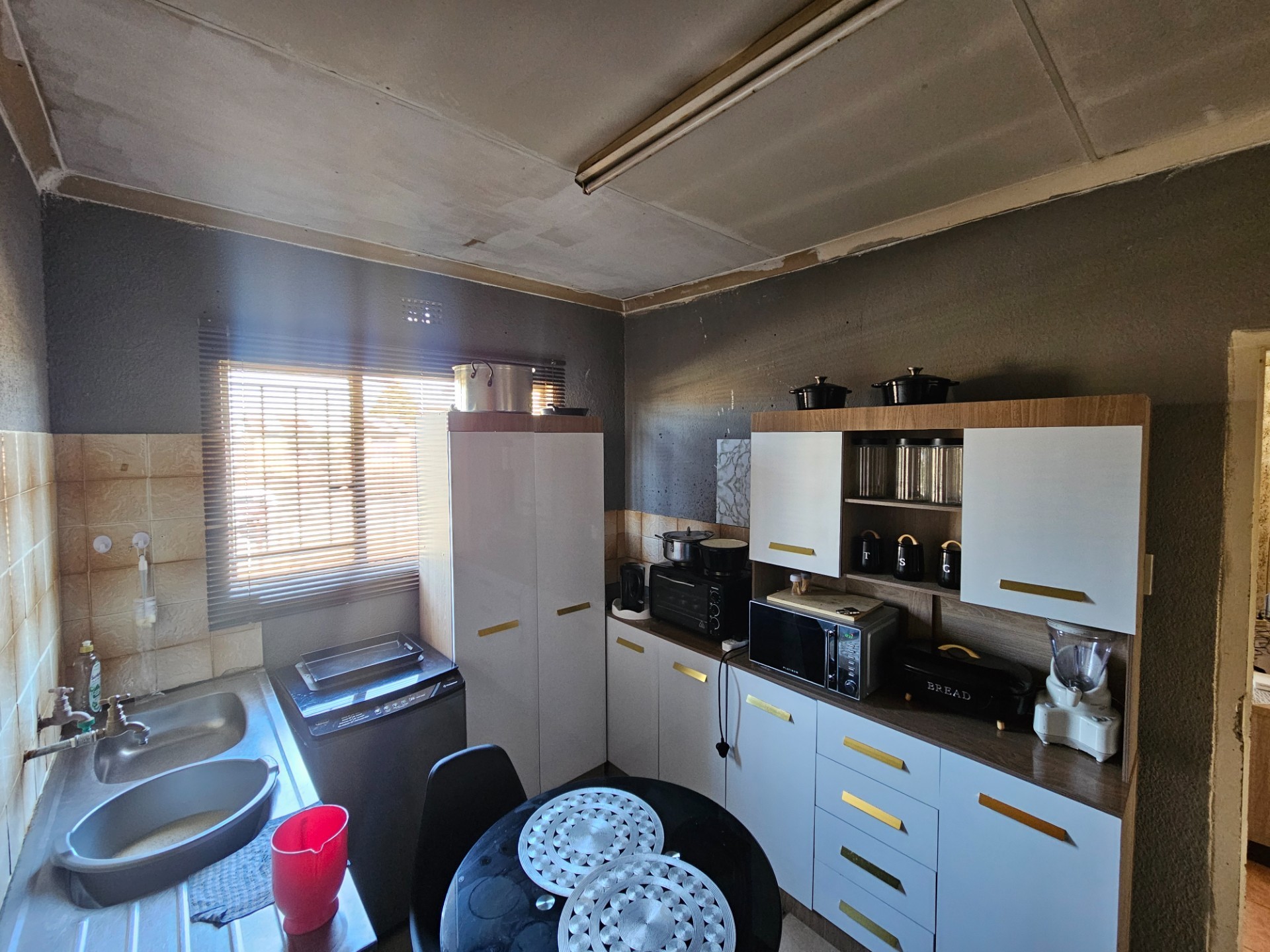 House for sale in Thabong, Welkom, 339 m²