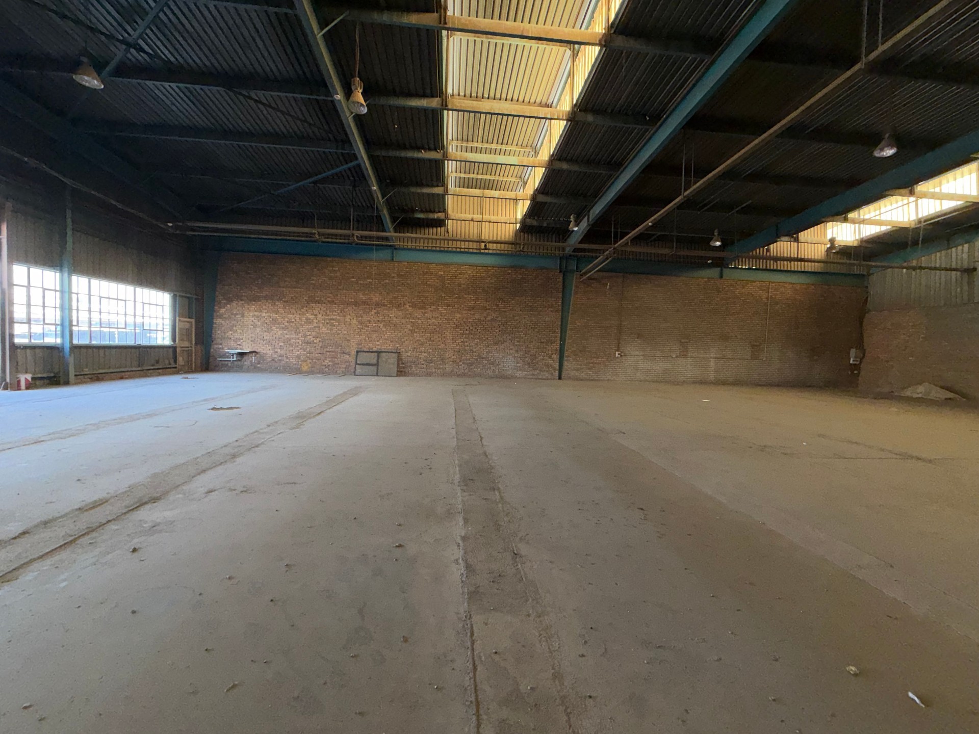Factory To Let in Pilkingtons Industrial Park, Meyerton 4