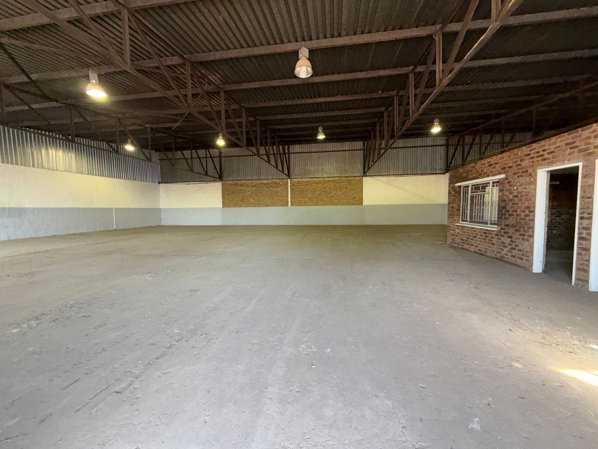 Factory To Let in Pilkingtons Industrial Park, Meyerton 3