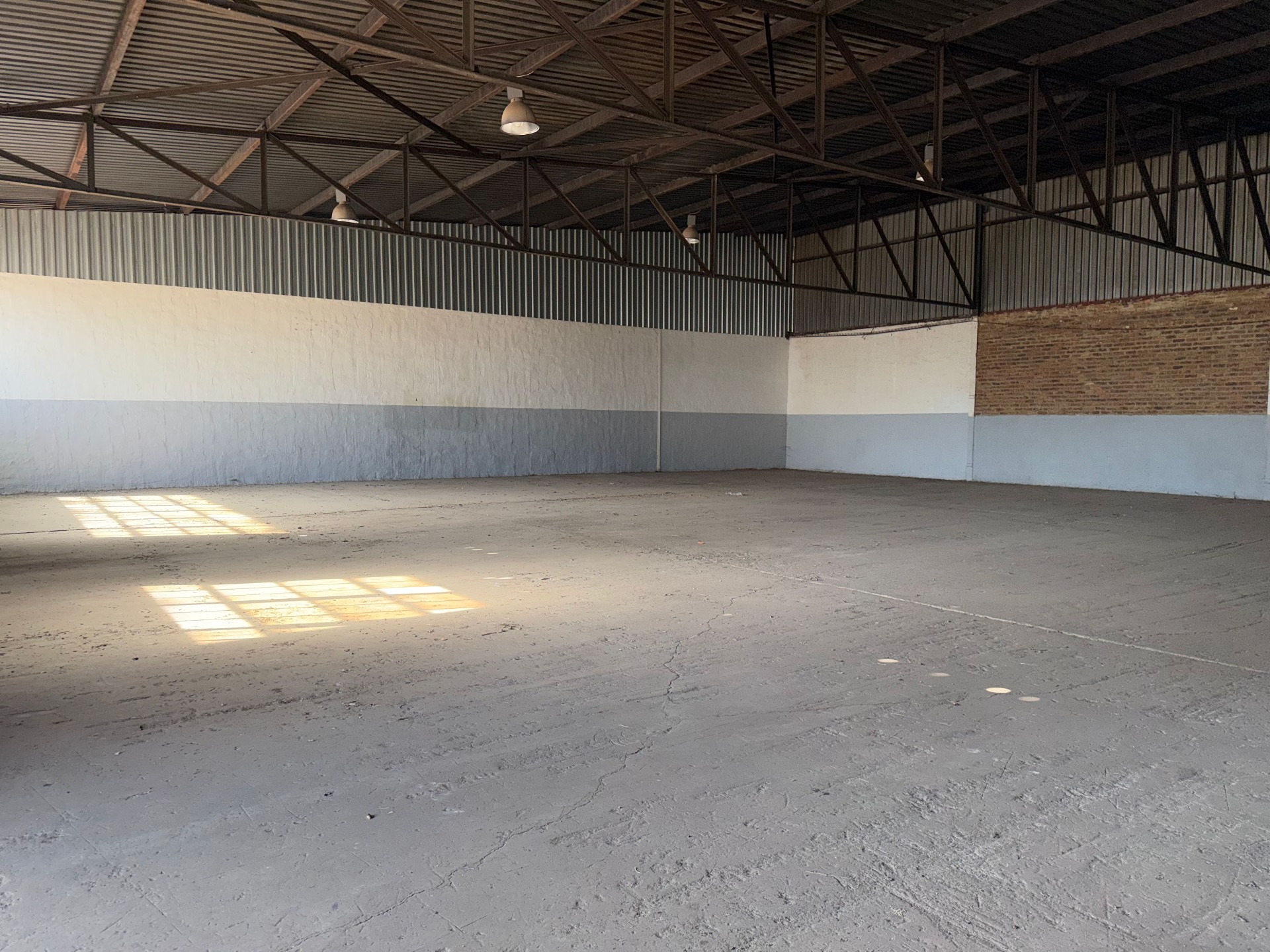 Factory To Let in Pilkingtons Industrial Park, Meyerton 4